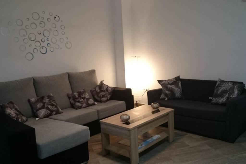 Espacioso Y Centrico Piso Con Zona Chill-Out Alicante Exterior photo