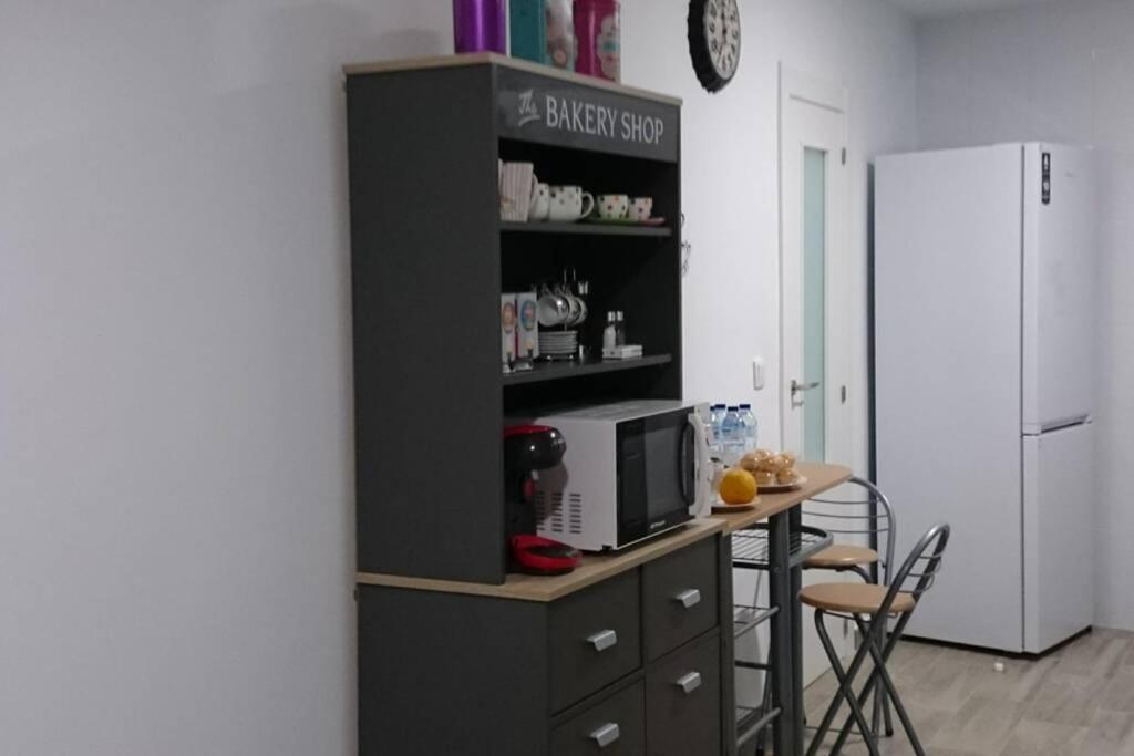Espacioso Y Centrico Piso Con Zona Chill-Out Alicante Exterior photo